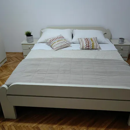 Apartment Orient *